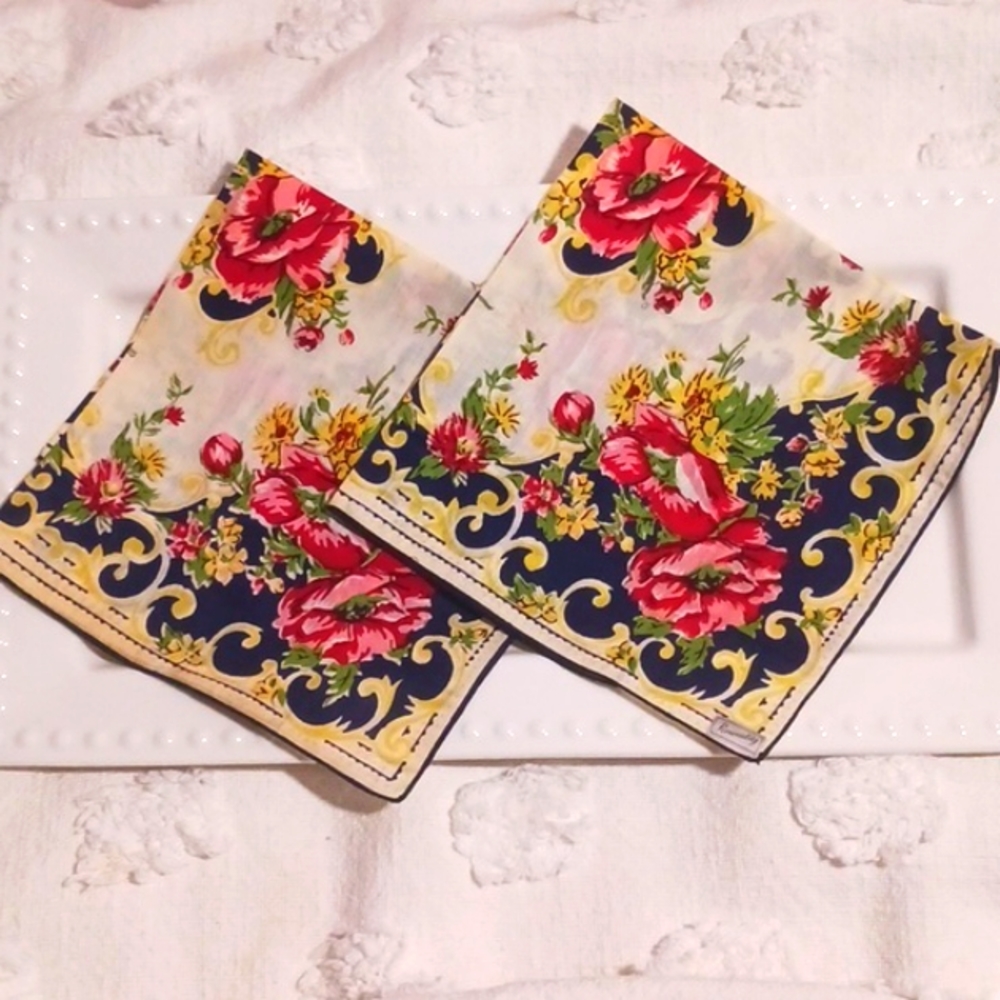 Vintage PERSONALITY PRINT floral handkerchief LOT OF 2